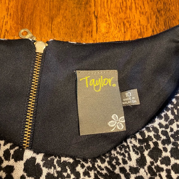 Taylor dress.  Gray/black snow leopard pattern Size 10. - Picture 8 of 13